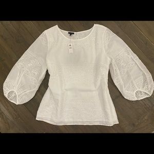 NWT Talbots size large eyelet top.